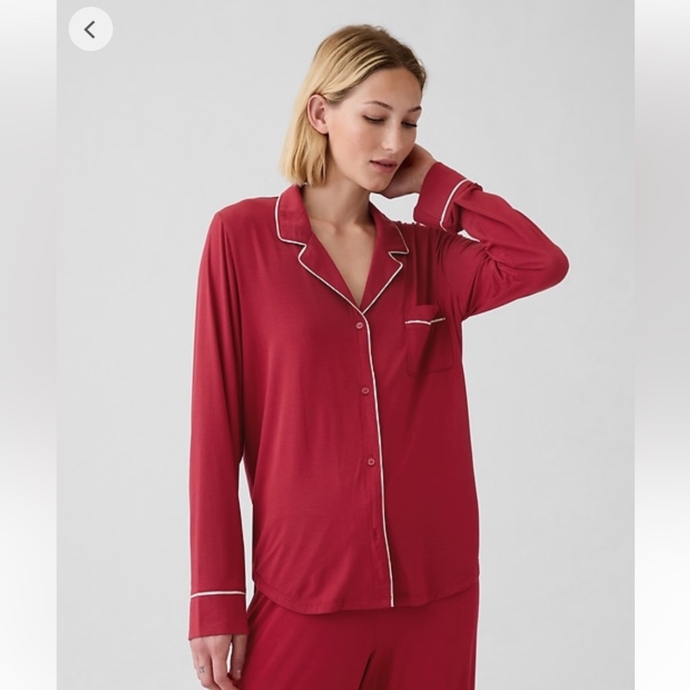 GAP/ GAP body modal pajama shirt sled red size L